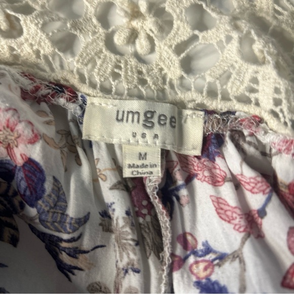 Umgee Multicolor Floral Boho  Tunic Lace, Size Medium - Picture 6 of 6